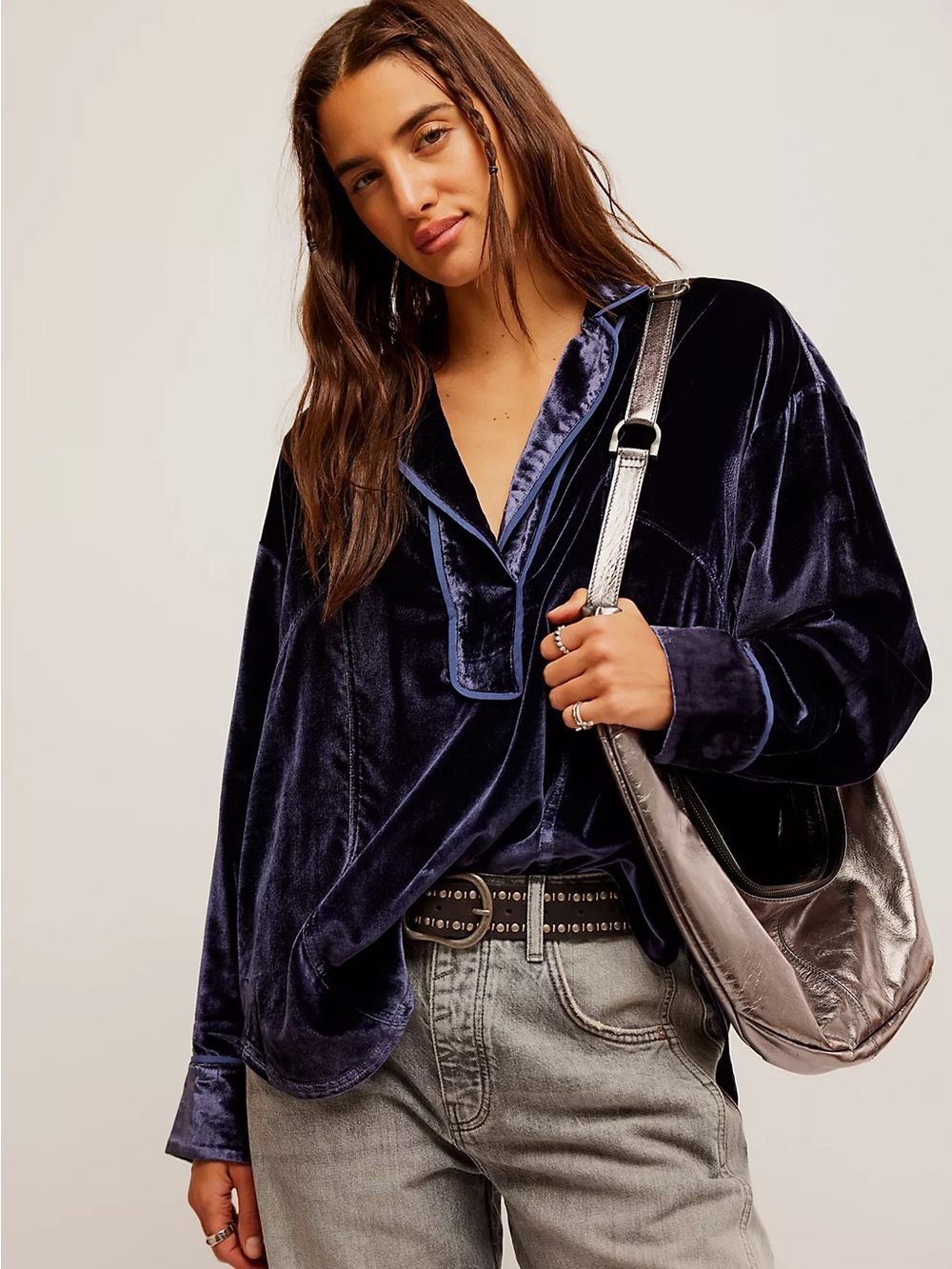 We The Free Women Blue Velvet V-Neck Pullover blouse Long Sleeve Size M